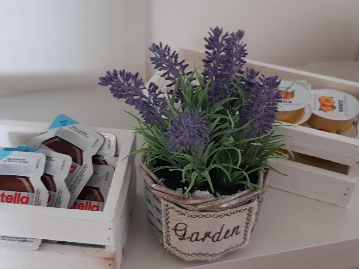 B&B Imbriani 24 Noci Dış mekan fotoğraf
